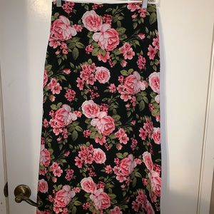 Forever 21 Floral Maxi Skirt.